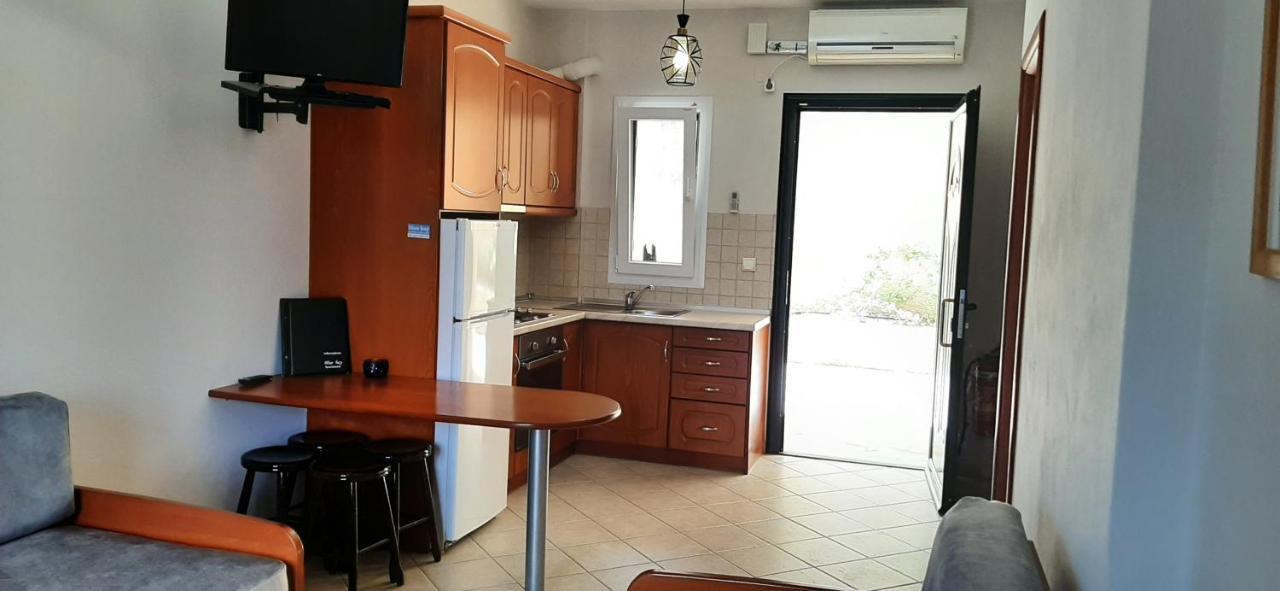 Blue Bay Apartments Syvota Exterior photo