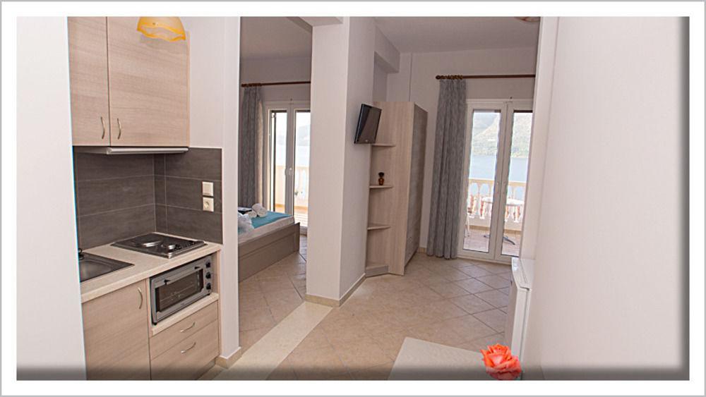 Blue Bay Apartments Syvota Exterior photo